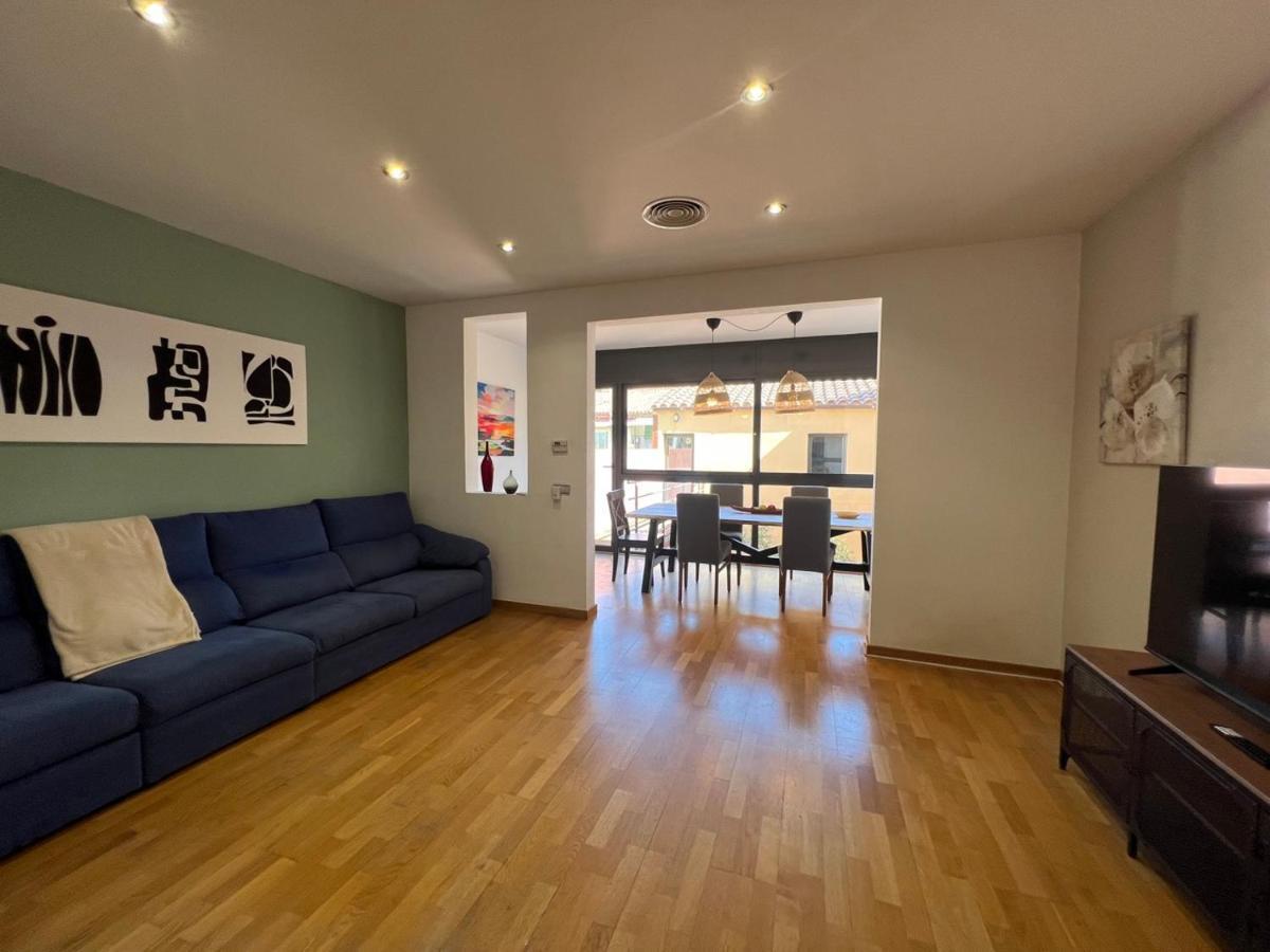 Villa Casa Neus, Casa Cerca De Barcelona Sant Feliu de Llobregat Esterno foto